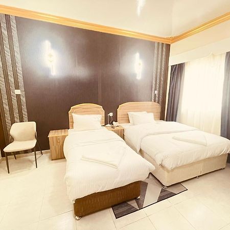 Galaxy Star Hotel 두바이 외부 사진