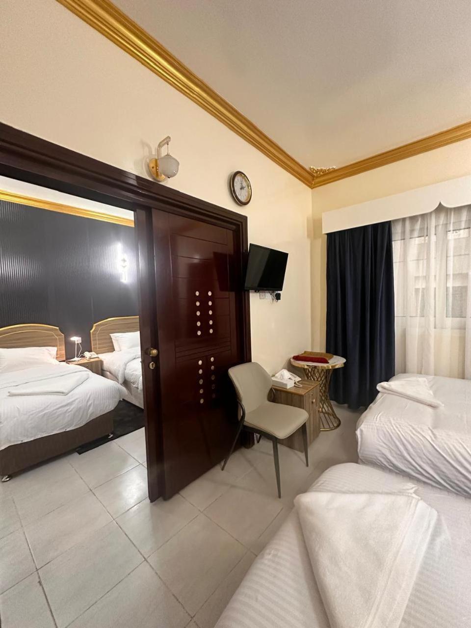 Galaxy Star Hotel 두바이 외부 사진