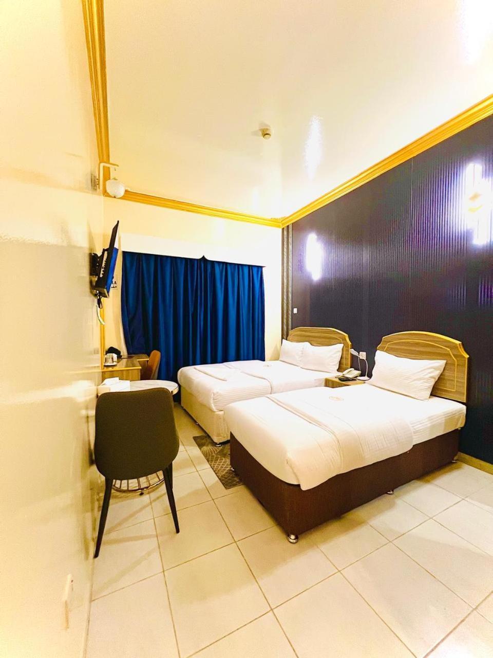 Galaxy Star Hotel 두바이 외부 사진