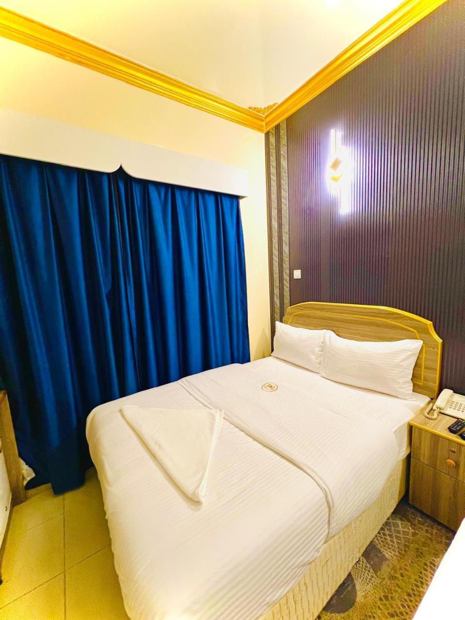 Galaxy Star Hotel 두바이 외부 사진