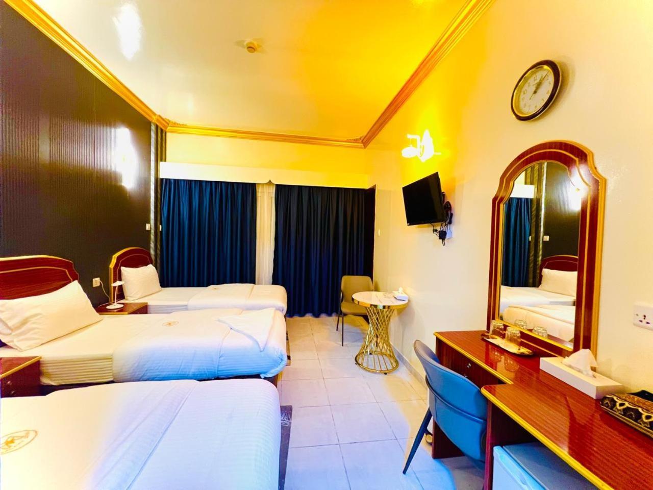 Galaxy Star Hotel 두바이 외부 사진