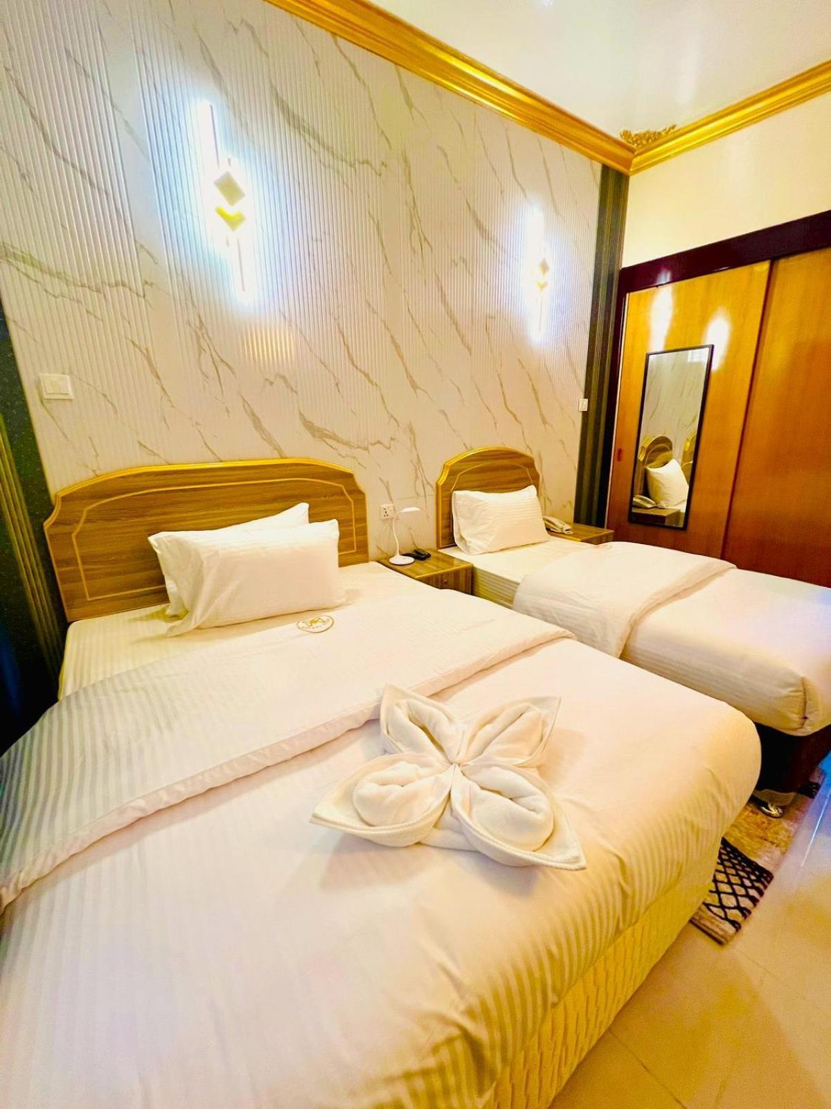 Galaxy Star Hotel 두바이 외부 사진