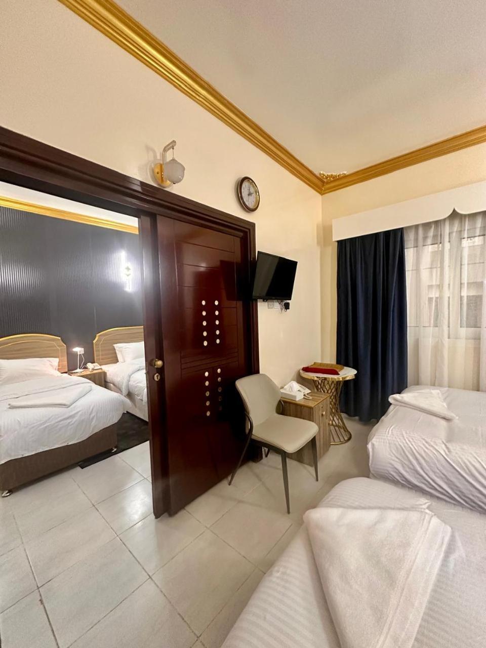 Galaxy Star Hotel 두바이 외부 사진