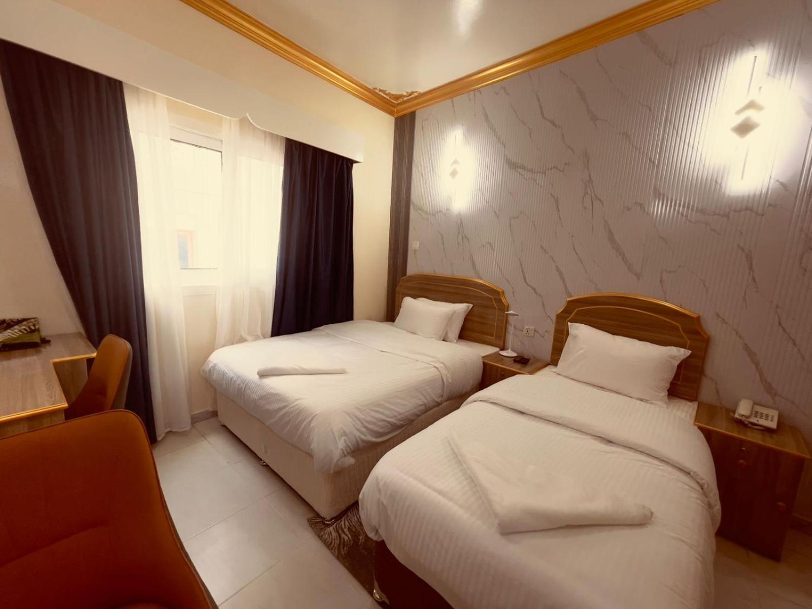 Galaxy Star Hotel 두바이 외부 사진